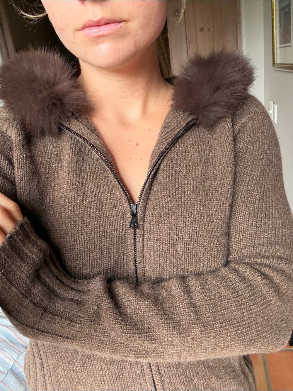 Neiman Marcus Brown Zip-Front Hooded Cardigan with Fur Pom Trim - Picture 2 of 9